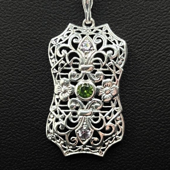 Sterling Silver Green Peridot Filigree Pendant Art Deco on 925 Silver Chain - Picture 3 of 7